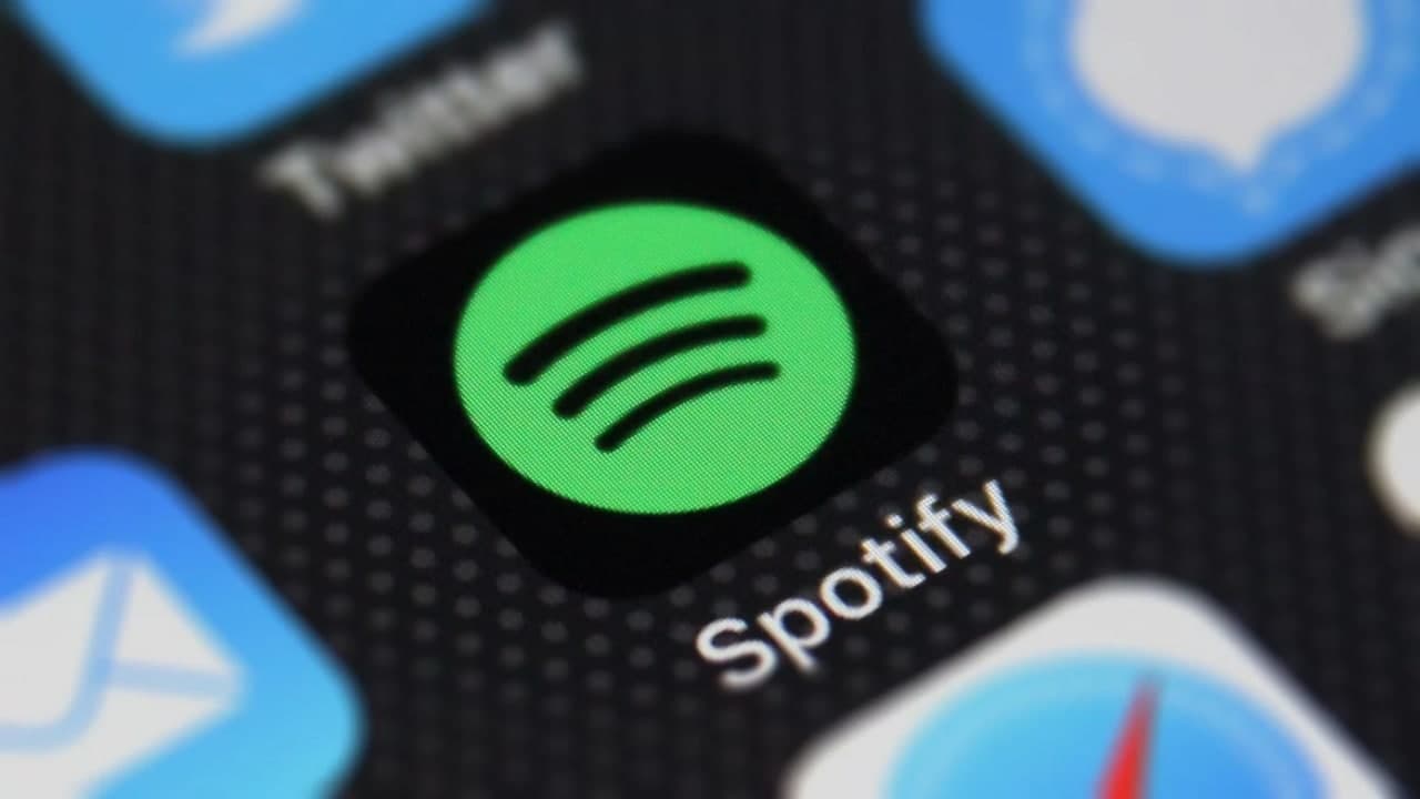 Spotify is testing a vertical video feed feature similar to TikTok
